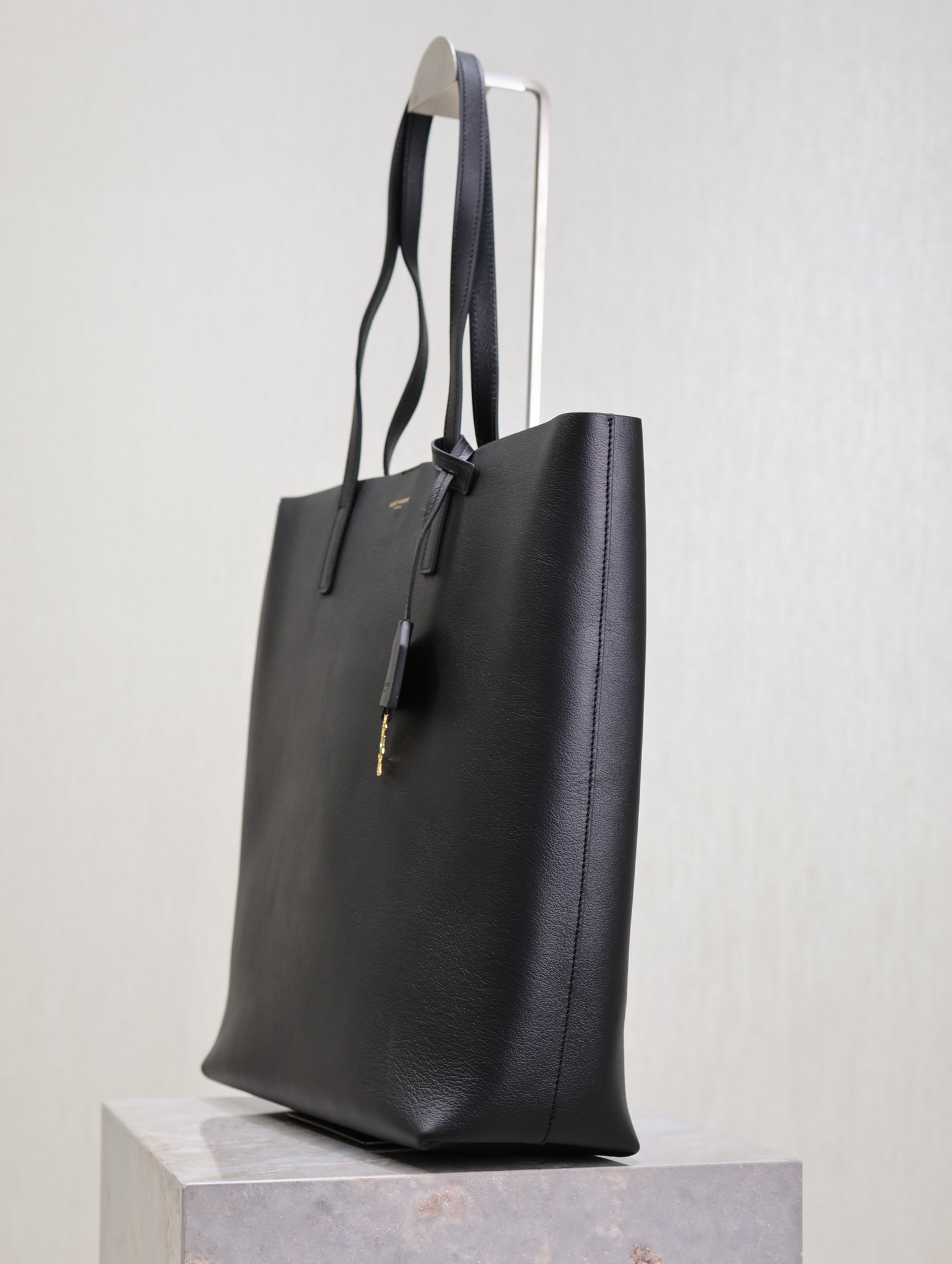 Saint Laurent Black Leather Vertical Shopping Tote Bag YSL