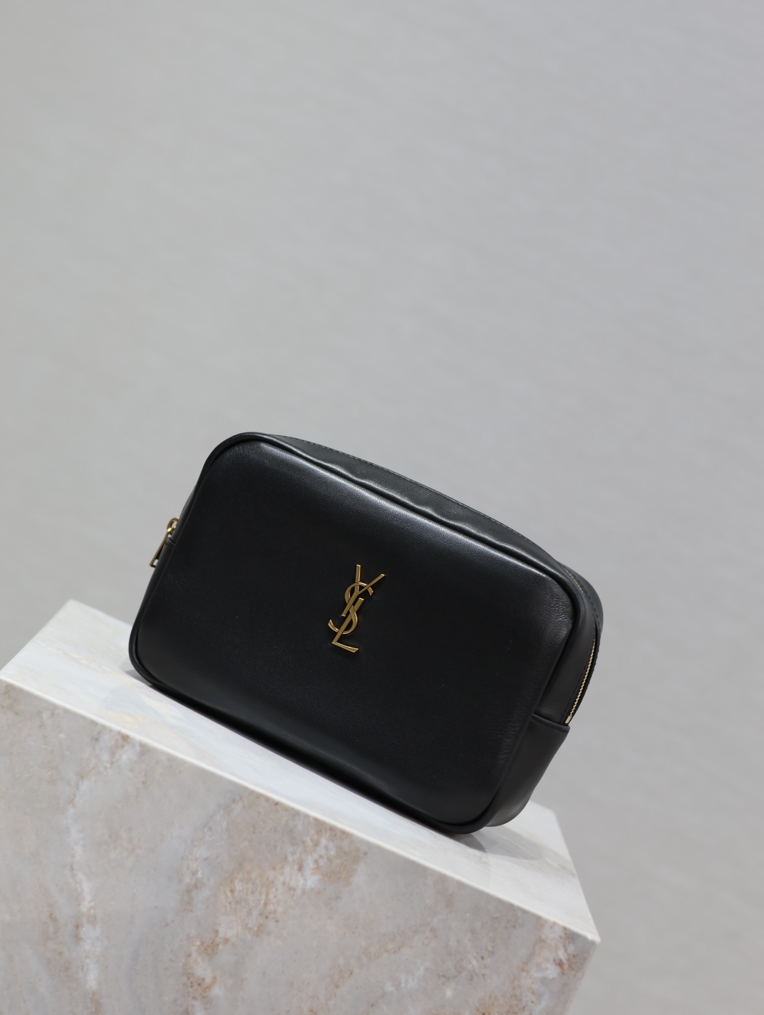 Saint Laurent CALYPSO Makeup Bag in Black