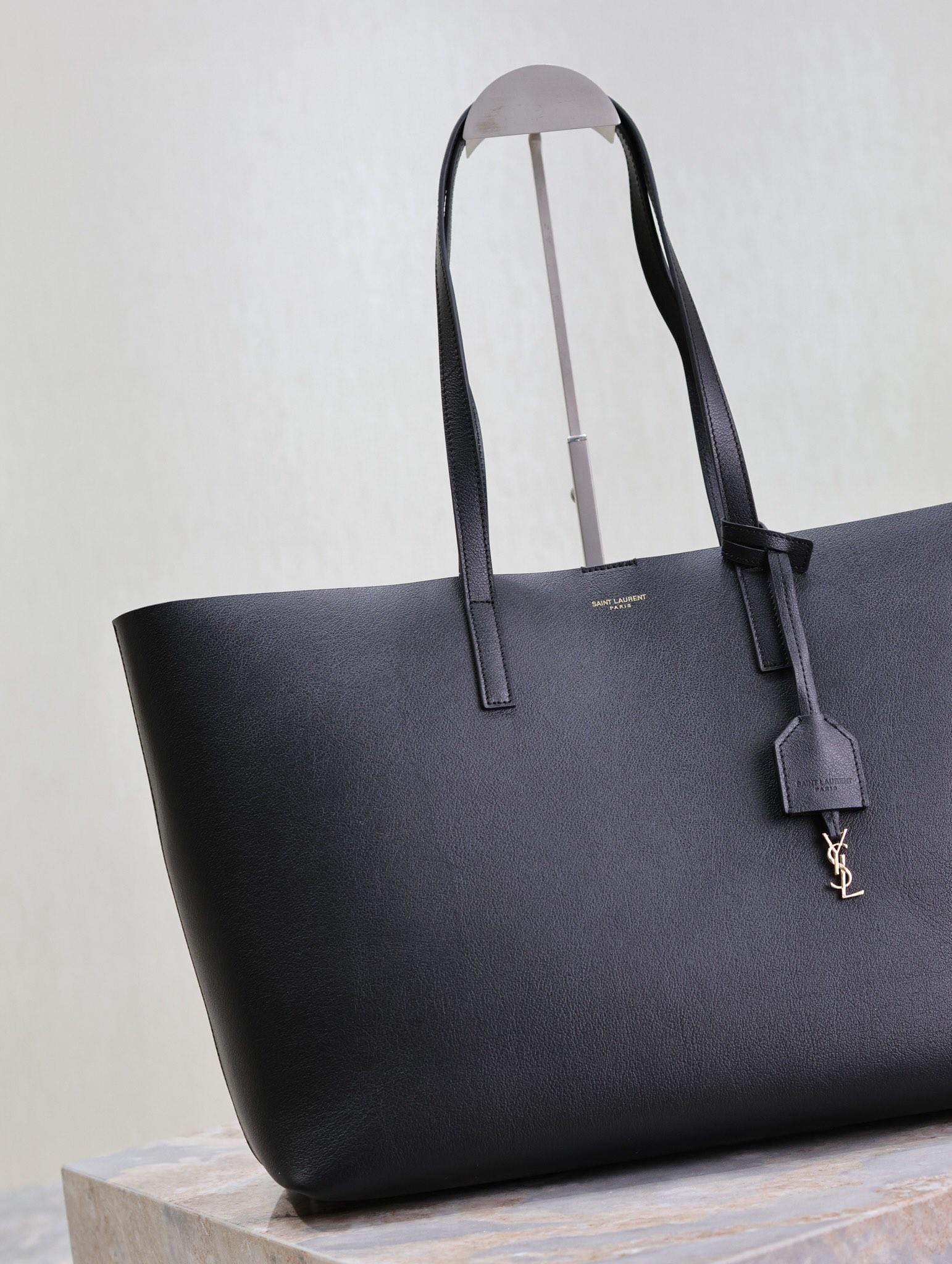 Saint Laurent Black Leather Horizontal Shopping Tote Bag YSL