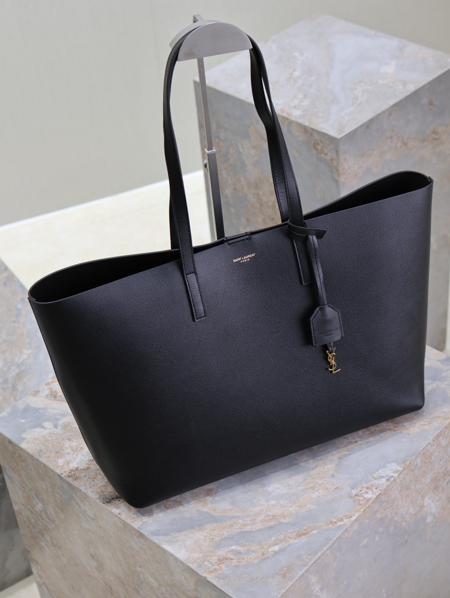 Saint Laurent Black Leather Horizontal Shopping Tote Bag YSL