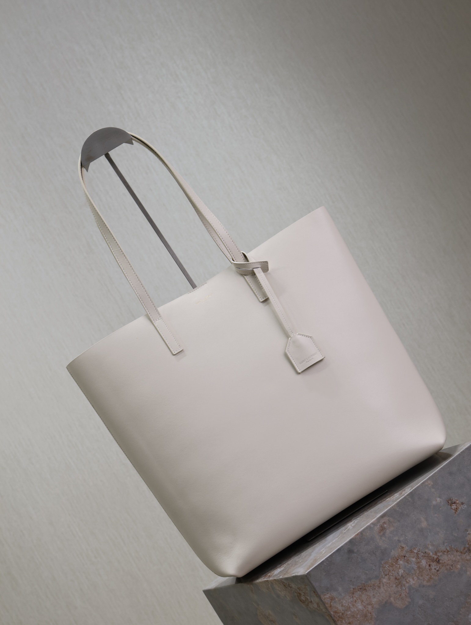 Saint Laurent White Leather Vertical Shopping Tote Bag YSL