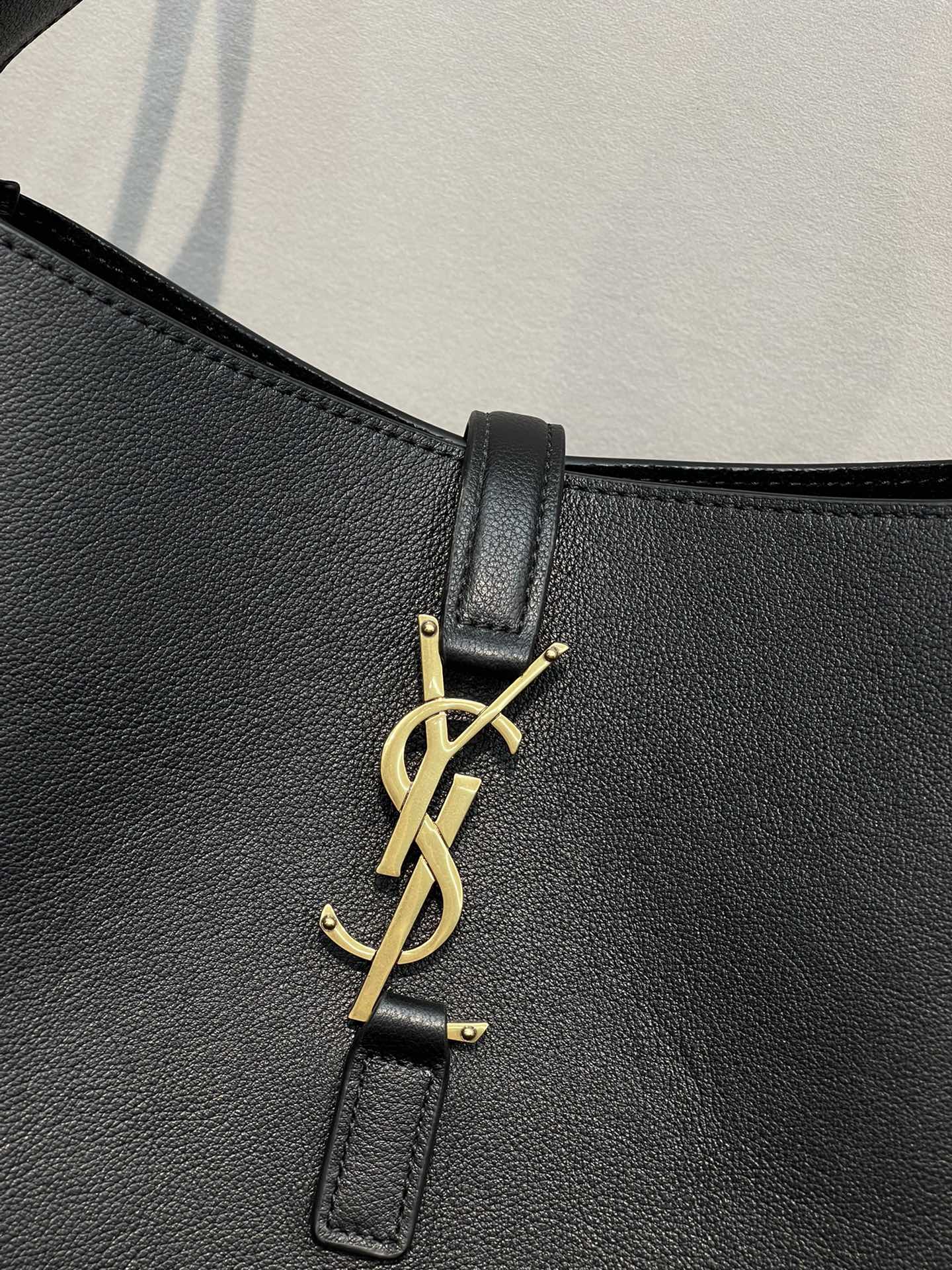 Saint Laurent Rose Hobo Bag in Black