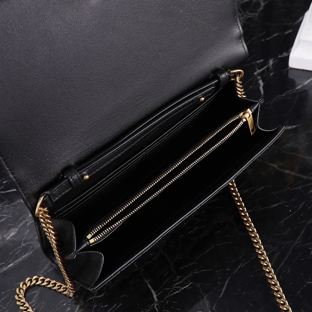 Saint Laurent YSL LE CASSANDRE MATELASS? CAR Chain Bag with Gold Hardware