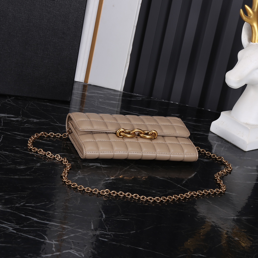 Saint Laurent YSL LE MAILLON Quilted Lambskin Chain Bag with Gold Hardware