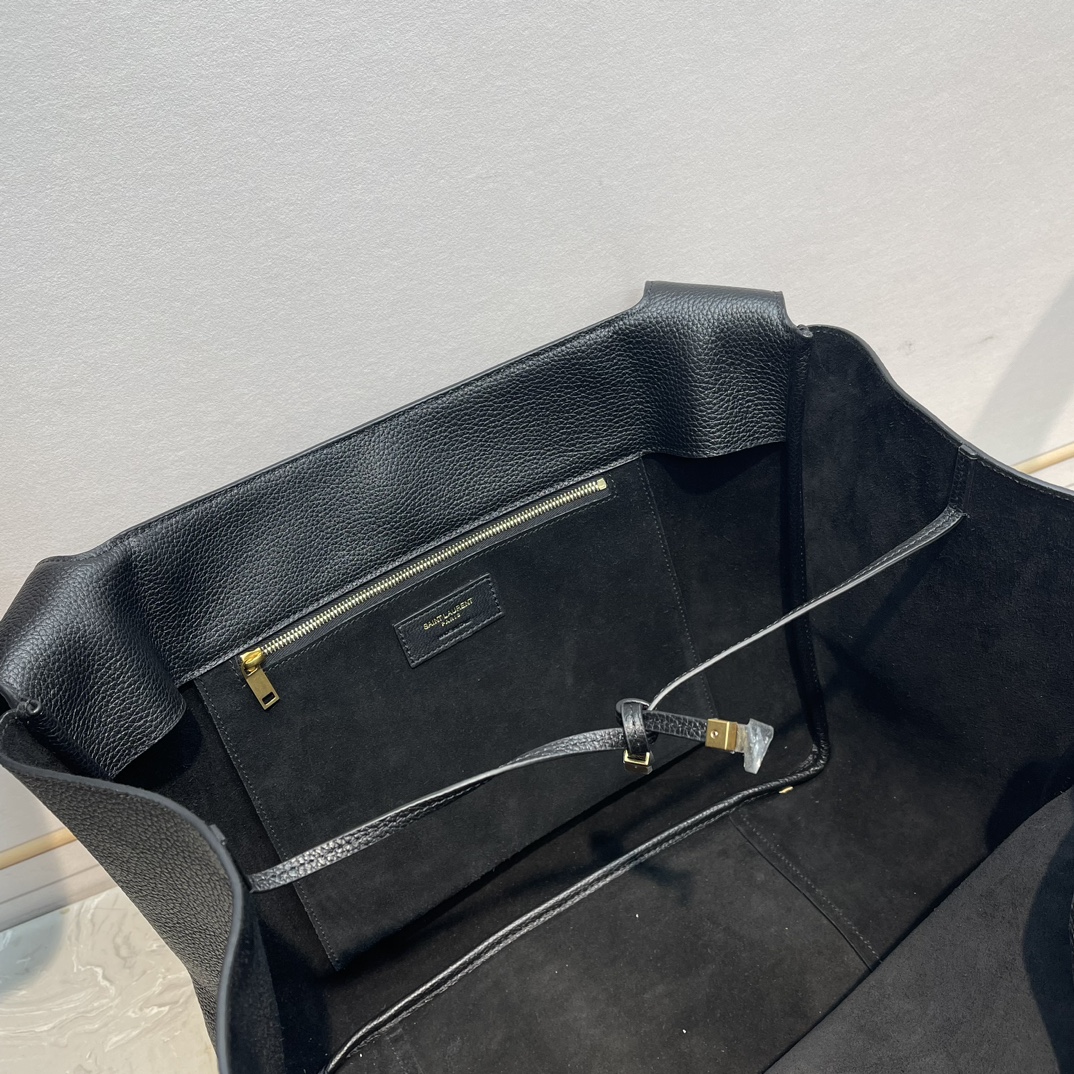 Saint Laurent YSL 2023 Fall/Winter Le Bea Tote Bag