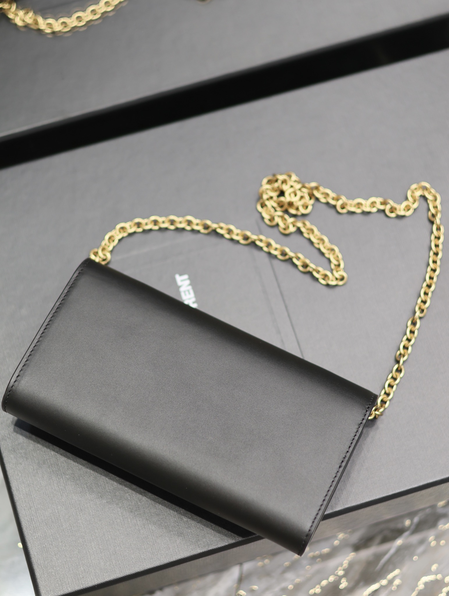 Saint Laurent YSL Le Maillon Smooth Leather Chain Bag in Black