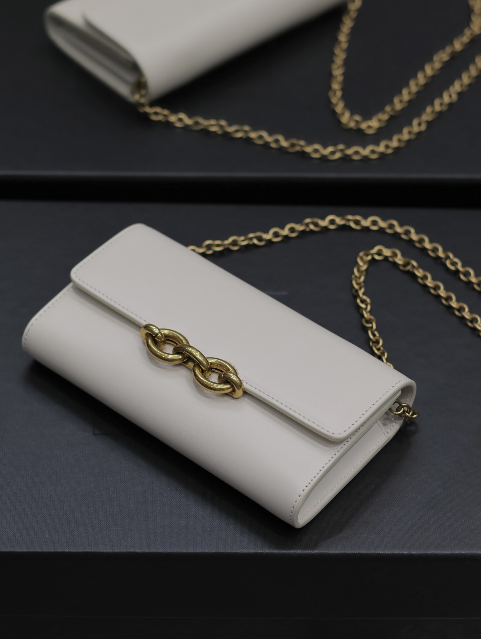 Saint Laurent YSL Le Maillon Smooth Leather Chain Bag in White