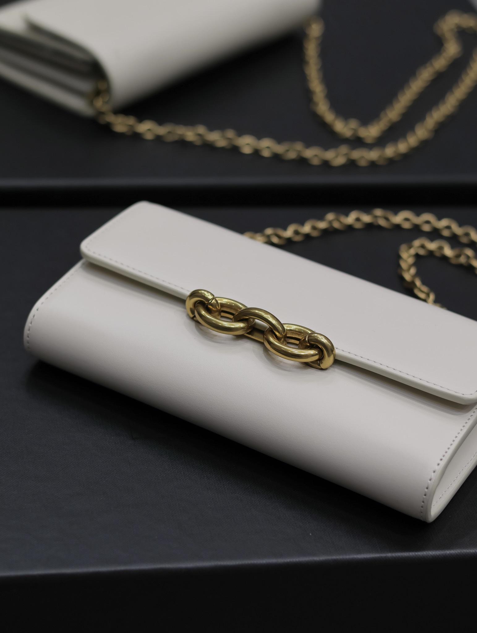 Saint Laurent YSL Le Maillon Smooth Leather Chain Bag in White