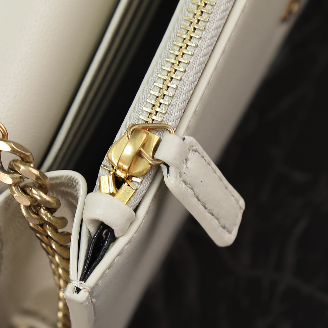 Saint Laurent YSL LE CASSANDRE Smooth Leather Envelope Chain Bag with Multi-Color Hardware