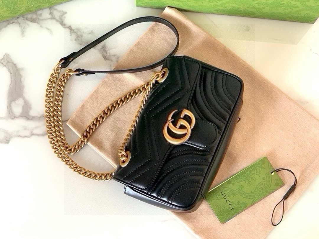 Gucci GG Marmont series small handbag chain bag Black Leather