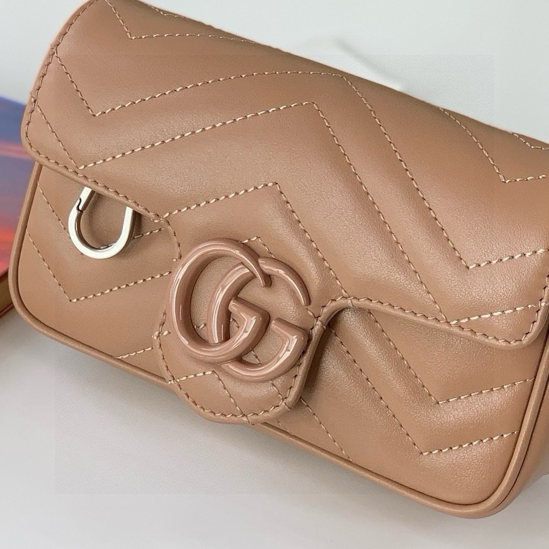 Gucci GG Marmont Series mini chain bag Quilted V-shaped leather Rose beige Apricot powder