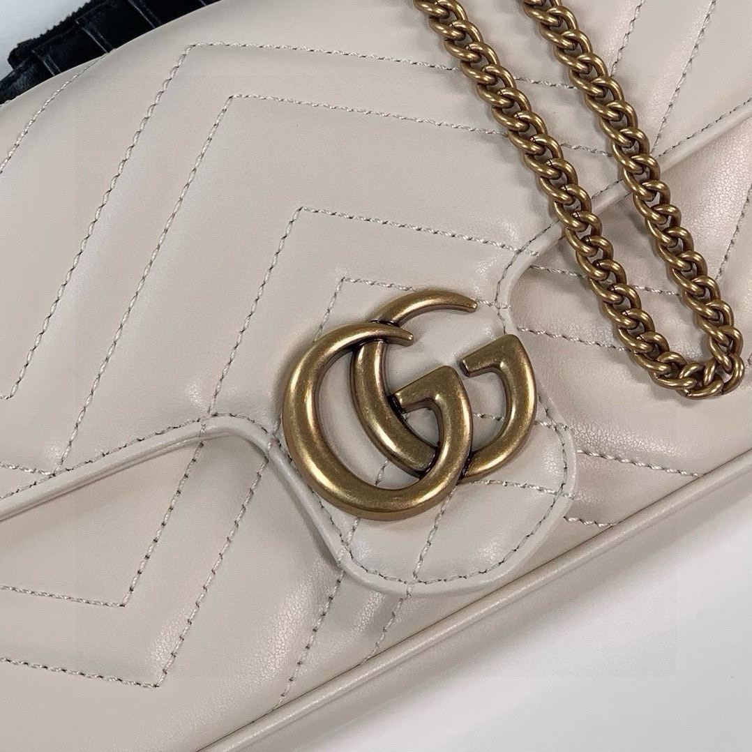 Gucci GG Marmont Series Chain bag White quilted V-shaped leather