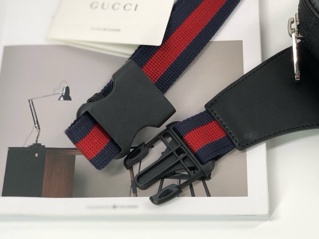 Gucci GG 474293 Crossbody Bag