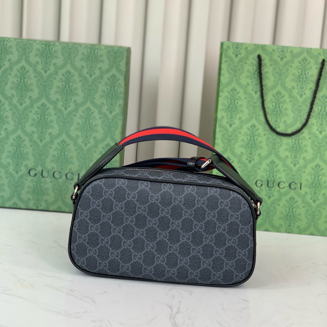 Gucci GG 792097 Crossbody Bag