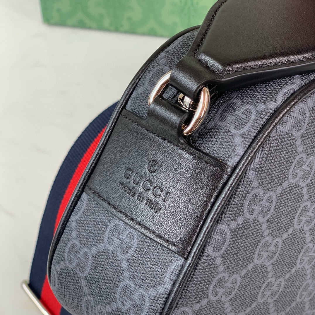 Gucci GG 792097 Crossbody Bag