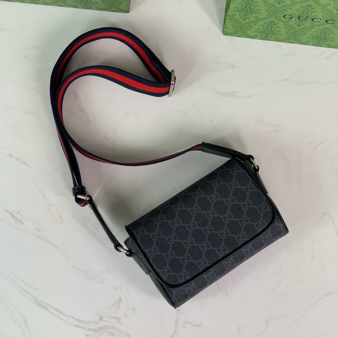 Gucci GG 791741 Crossbody Bag