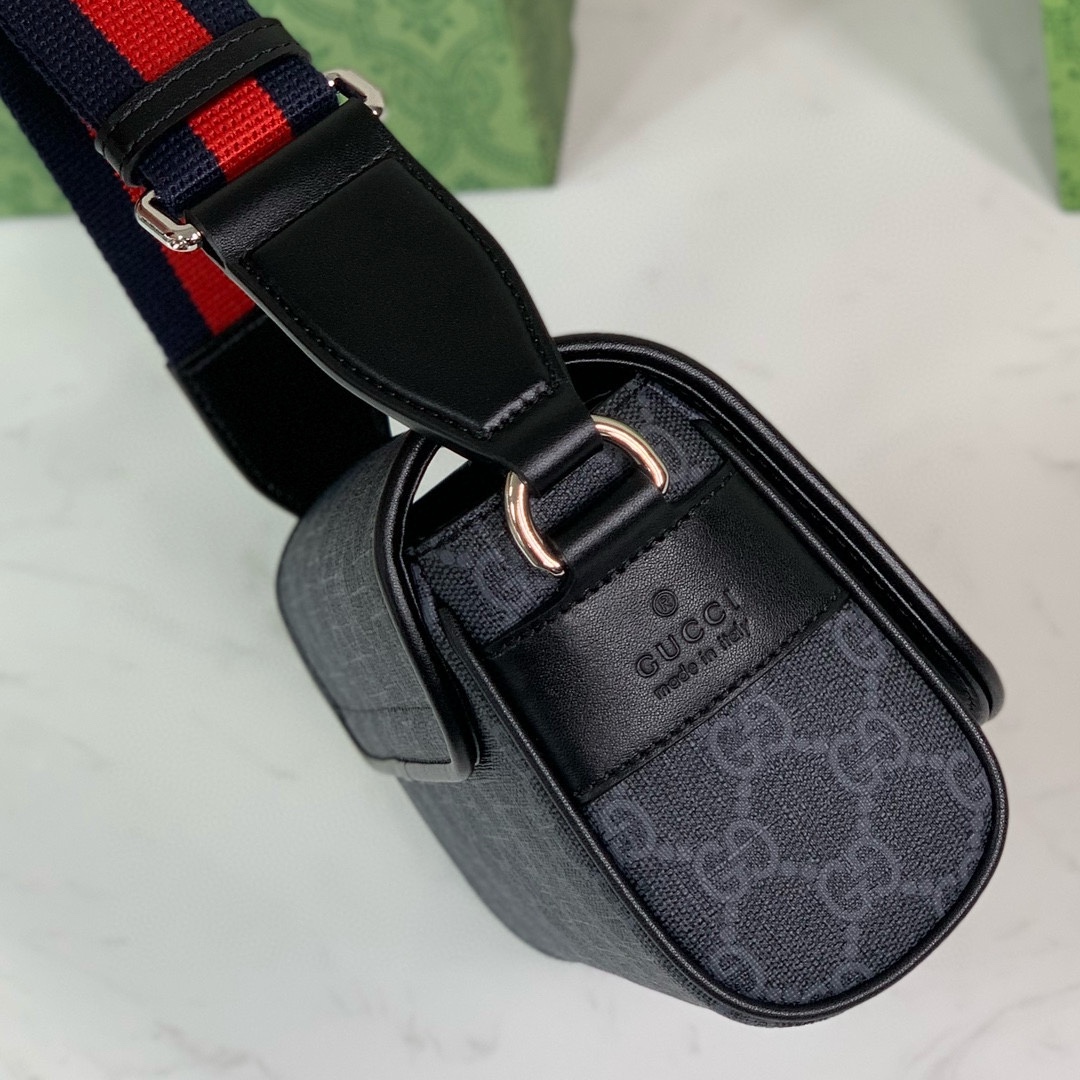 Gucci GG 791741 Crossbody Bag