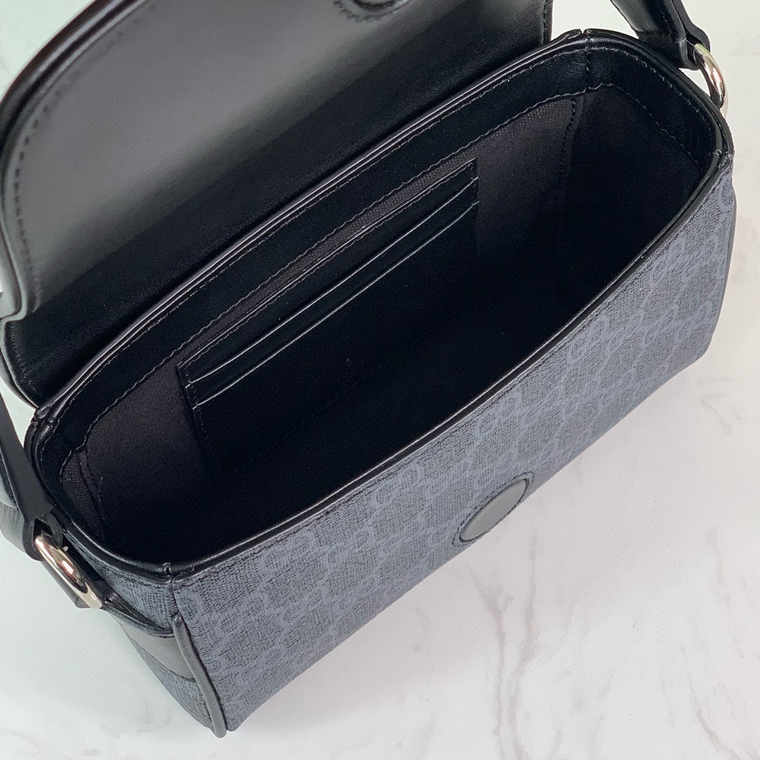 Gucci GG 791741 Crossbody Bag