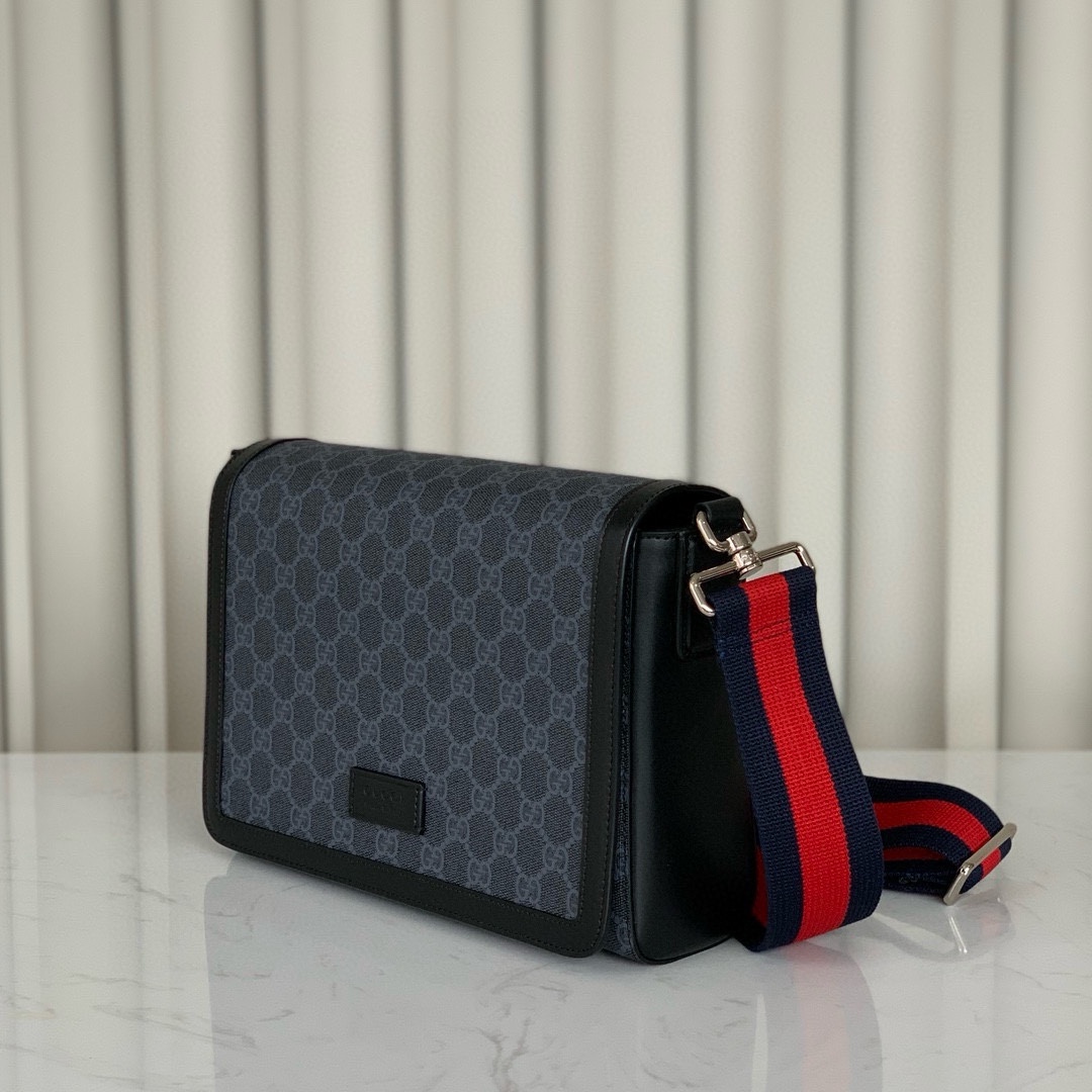 Gucci GG 771167 Crossbody Bag