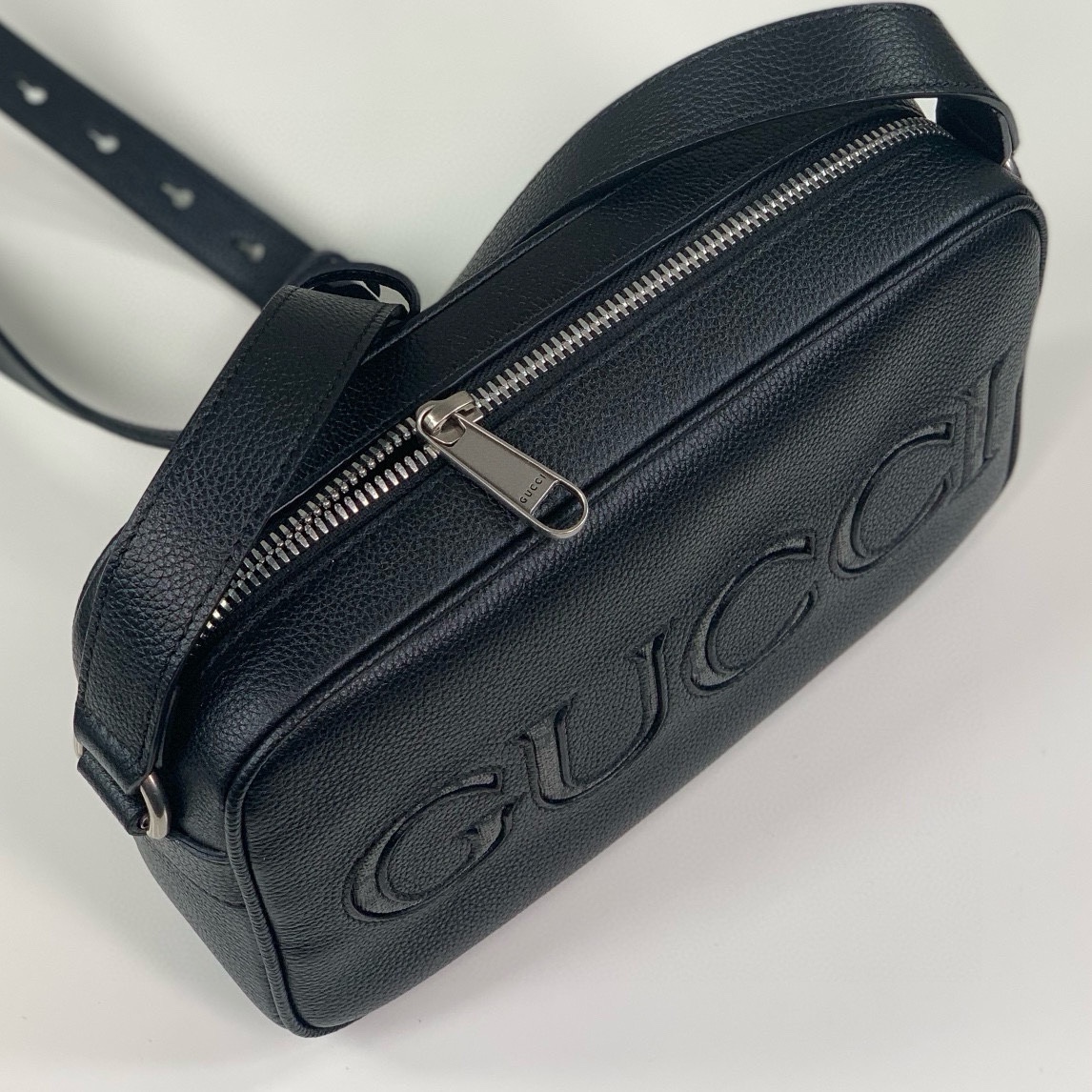 Gucci 2024 New Shoulder Bag 768391 (Black Leather)