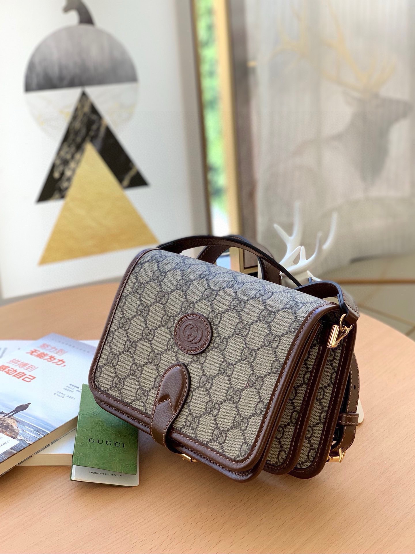 Gucci Retro Shoulder Bag 671620 (Brown)