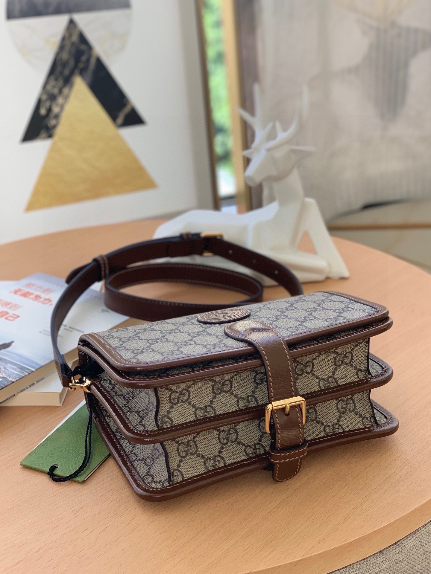 Gucci Retro Shoulder Bag 671620 (Brown)