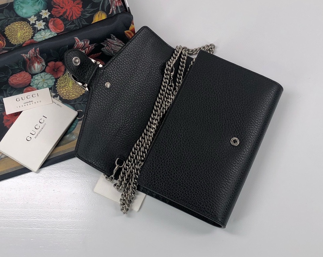 Gucci GG Supreme Leather Crossbody Bag 401231 (Black)