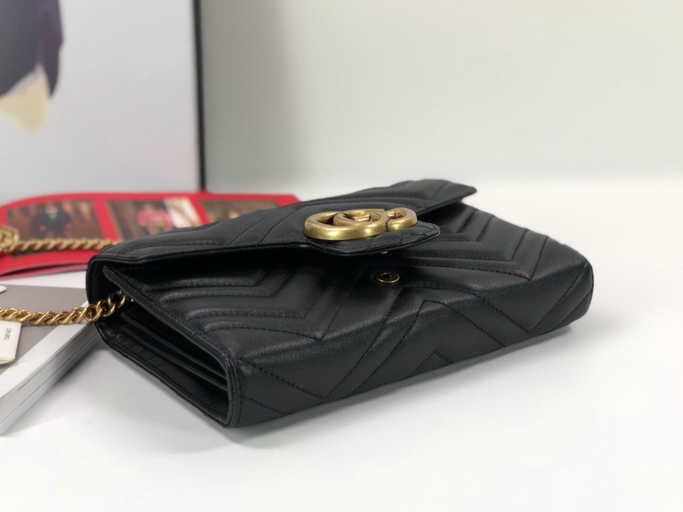 Gucci GG Marmont Leather Crossbody Bag 474575 (Black)