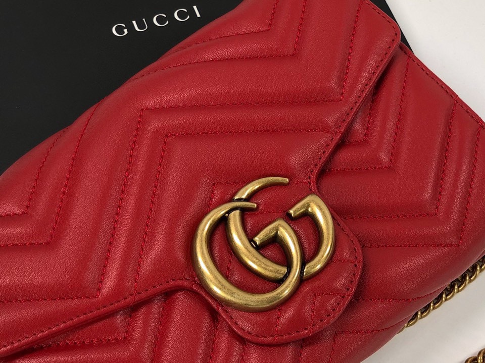 Gucci GG Marmont Leather Crossbody Bag 474575 (Bright Red)