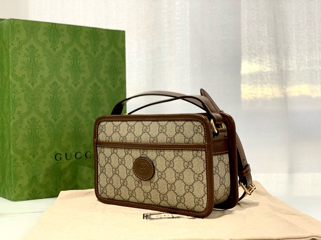 Gucci Classic GG Mini Handbag 658572 (Brown)