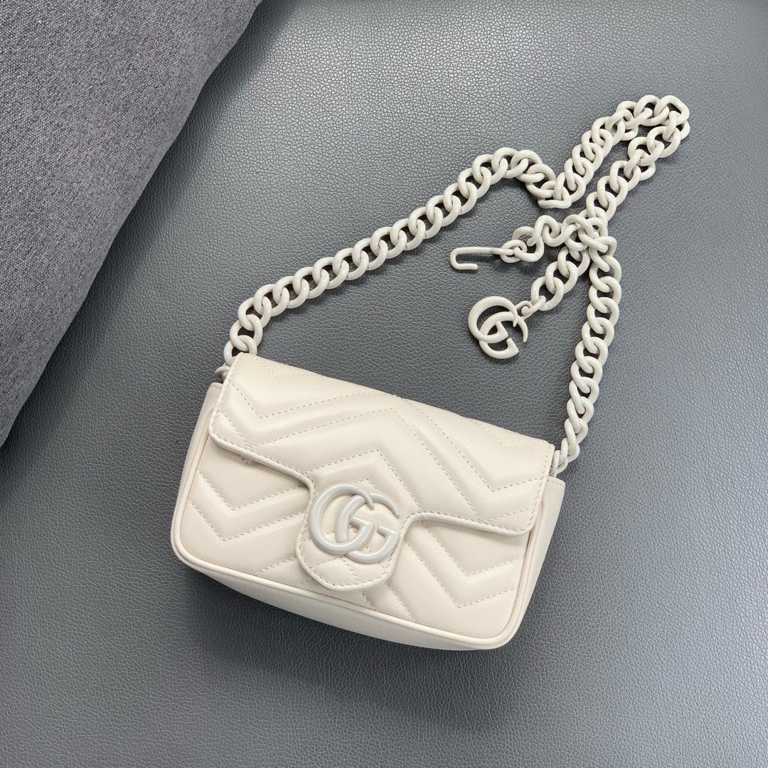 Gucci Marmont Mini Shoulder Bag 699757 (White Quilted V-Leather)