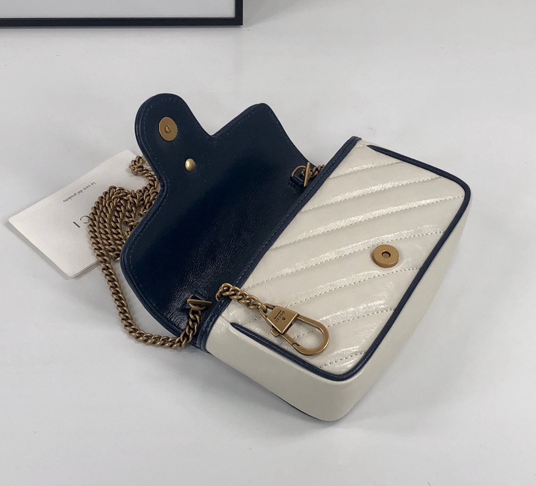 Gucci New Arrival 574969 (White Lambskin Mini Bag)