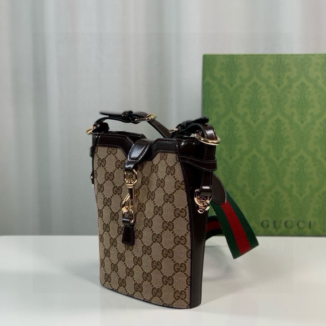 Gucci GG Small Bucket Bag 782919