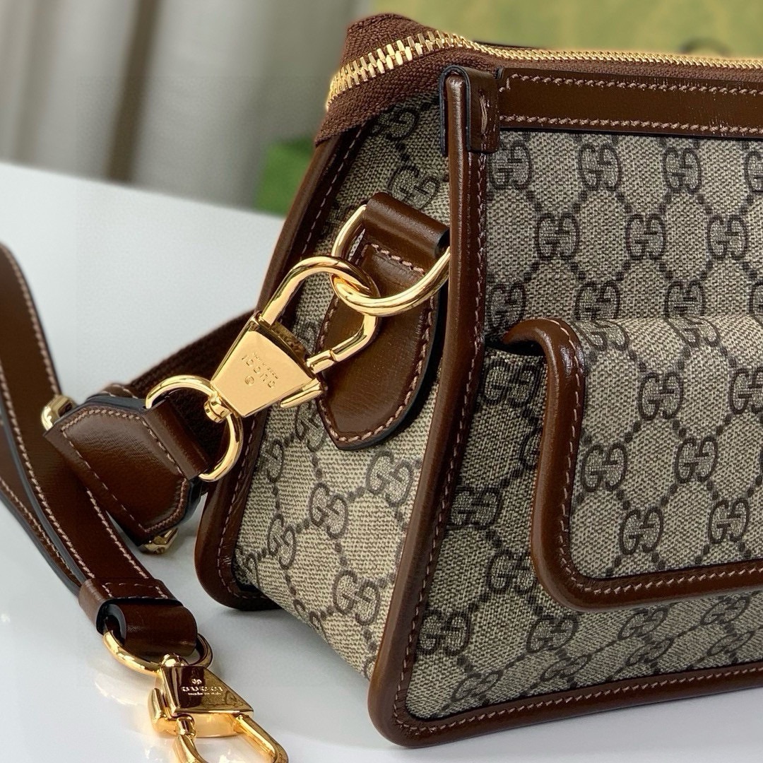 Gucci GG Retro Series Messenger Bag 674164 Brown