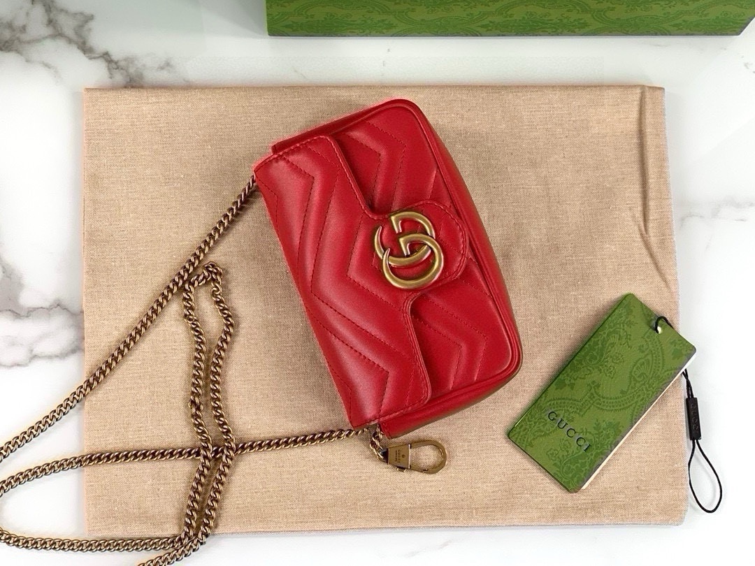 Gucci GG Marmont Mini Chain Bag - Upgraded Leather in Bright Red 476433