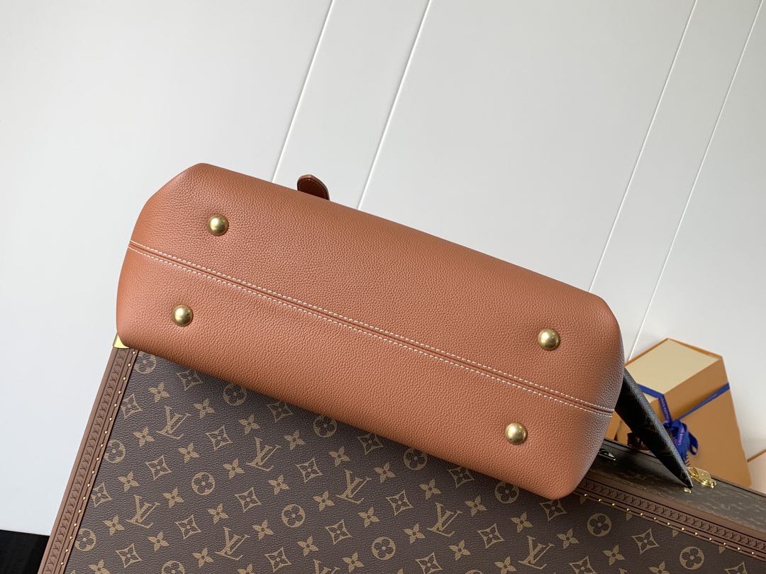  Variable code chip  LV M25342 Brown Low Key Cabas medium handbag Grain beef leather Lined with suede leather