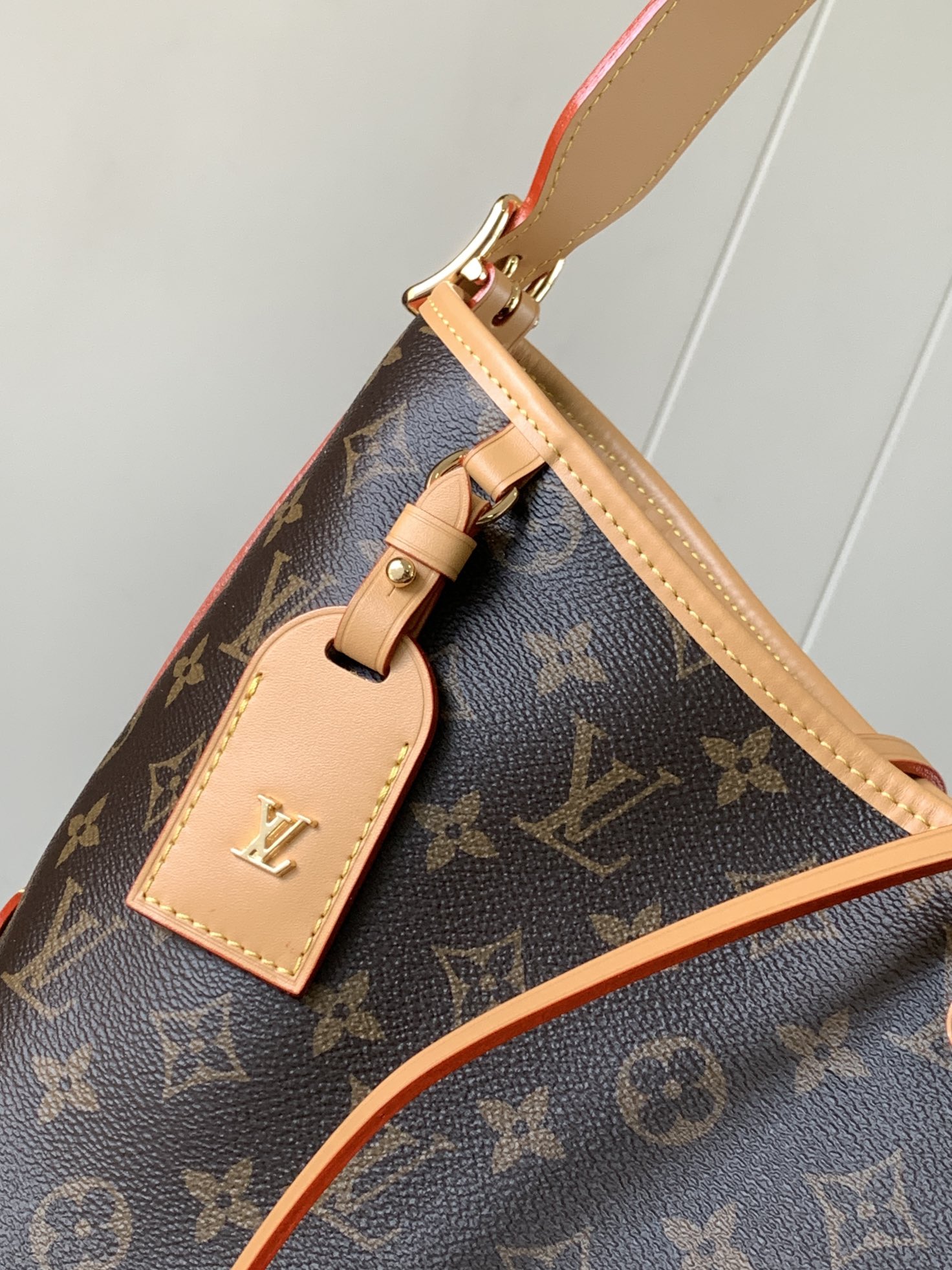 LV M46197 CarryAll Variable code chip   Medium handbag Monogram canvas leather trim