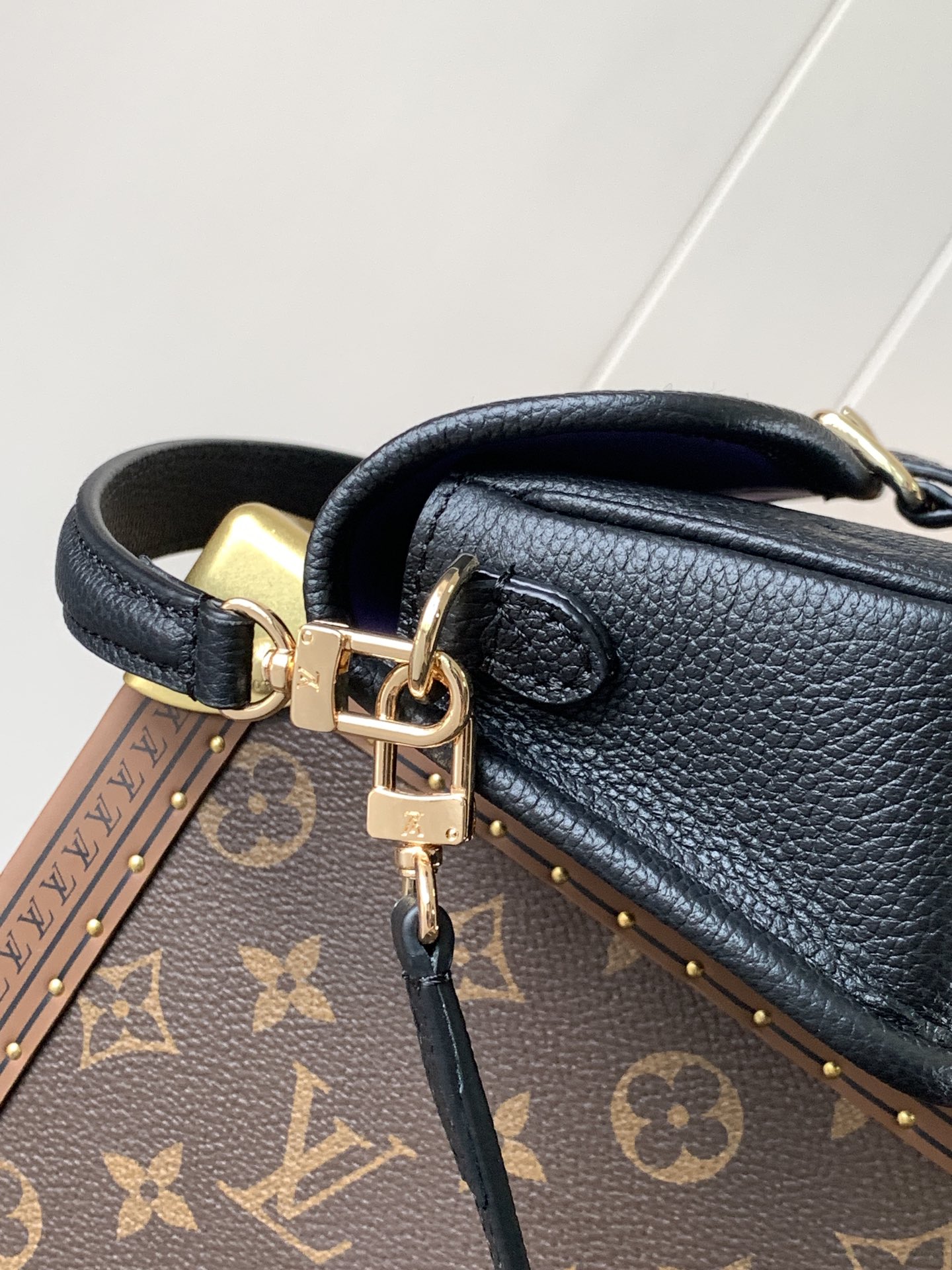 Variable Code Chip LV M83566 Black Nano Diane Handbag. Monogram Empreinte leather. Flap, magnetic buckle open and close