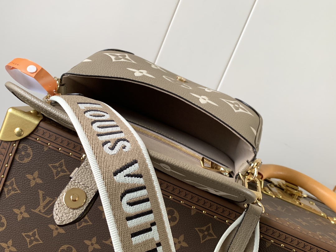 Variable Code Chip LV M46583 Apricot Silk Screen Diane Handbag Monogram Empreinte embossed leather removable wide jacquard shoul