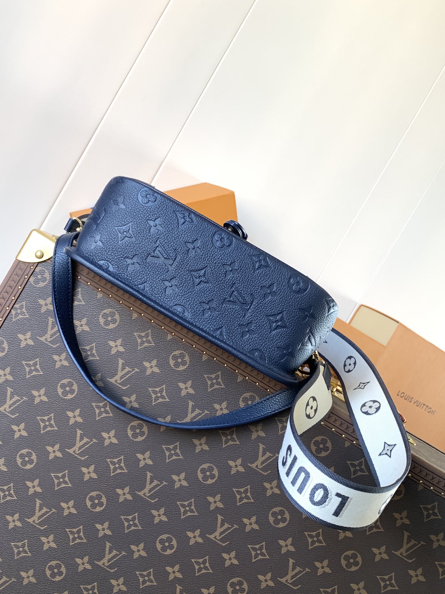 Variable Code Chip LV M47161 Blue  Diane Handbag Monogram Empreinte embossed leather removable wide jacquard shoulder strap