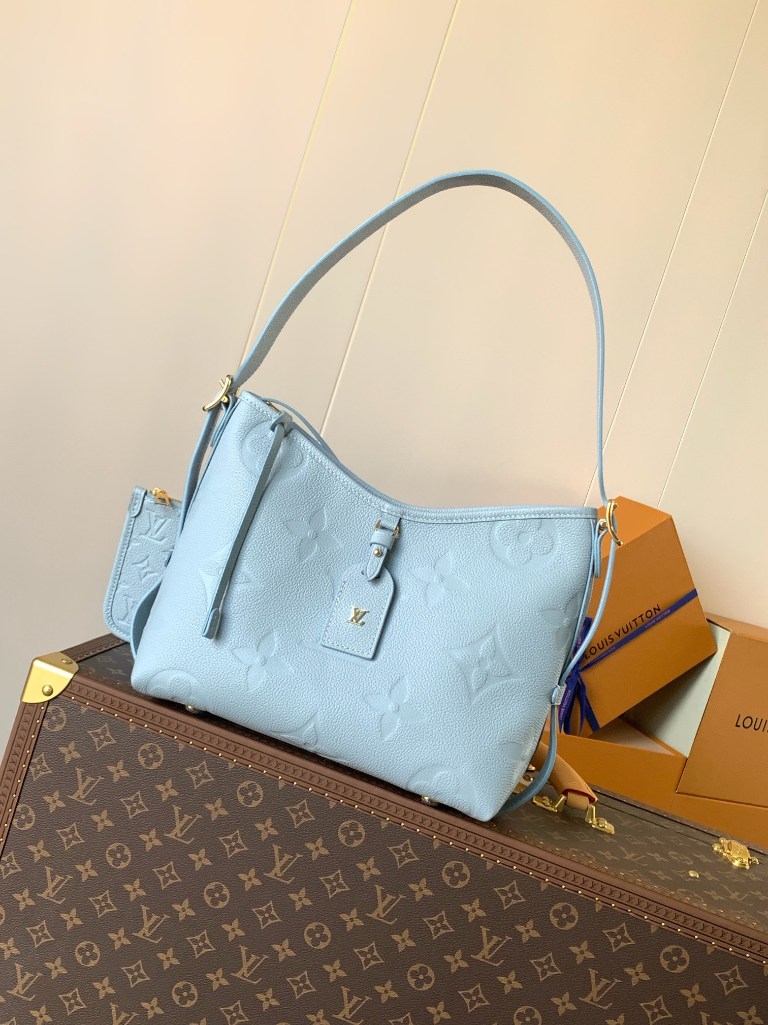 Variable Code Chip LV M47180 Baby blueCarryAll small handbag. Monogram Empreinte embossed leather. Detachable zipper bag