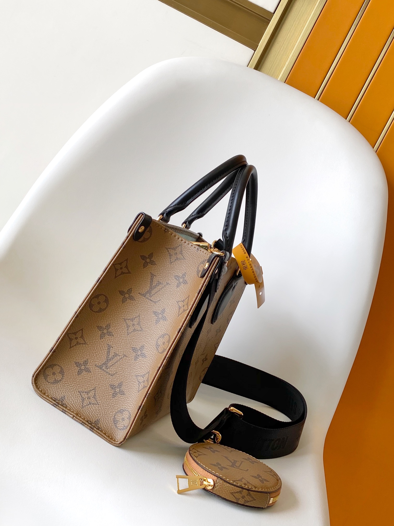 Louis Vuitton LV OnTheGo PM Bag ?C Sun Yitan Collaboration