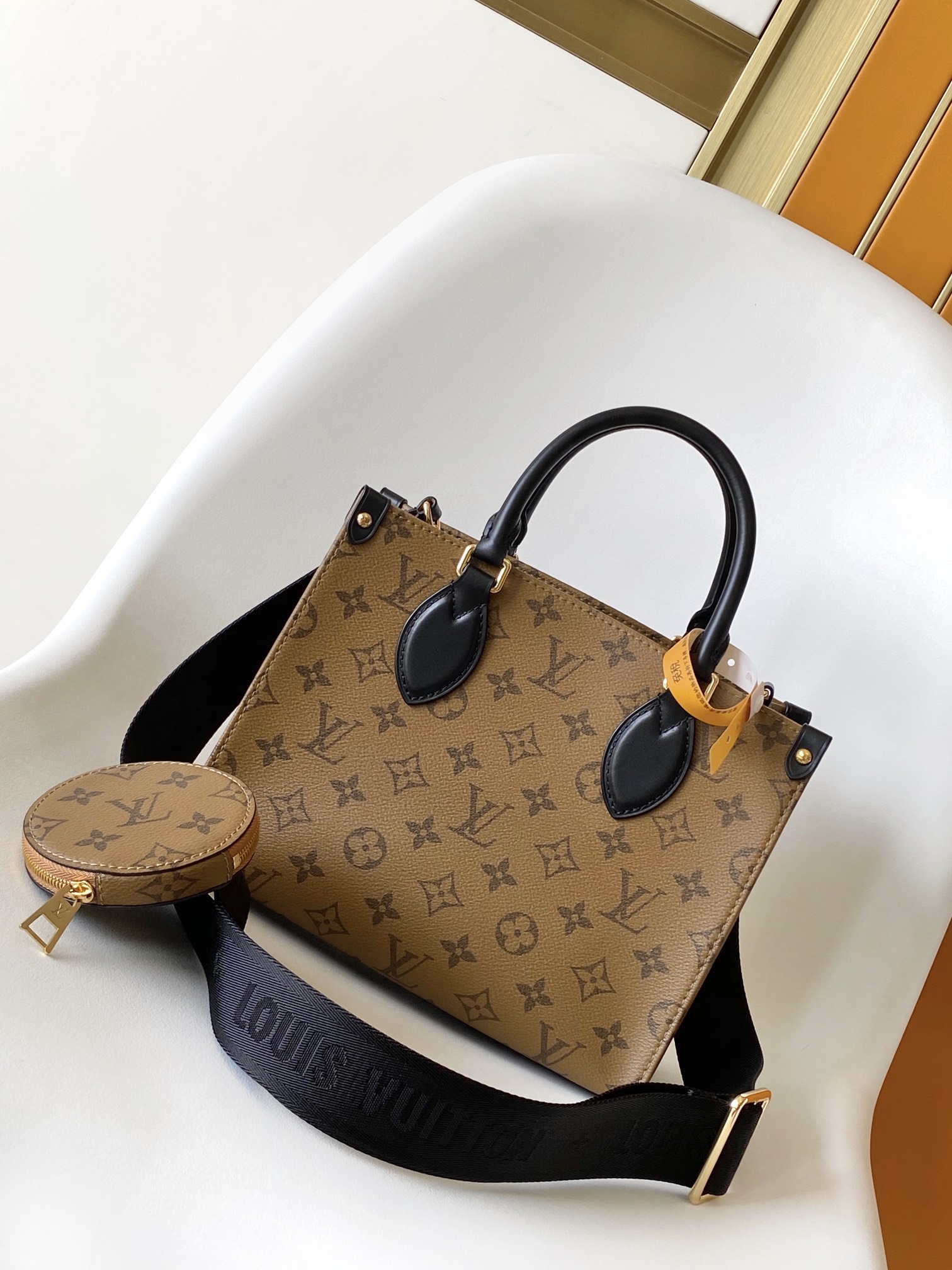 Louis Vuitton LV OnTheGo PM Bag ?C Sun Yitan Collaboration