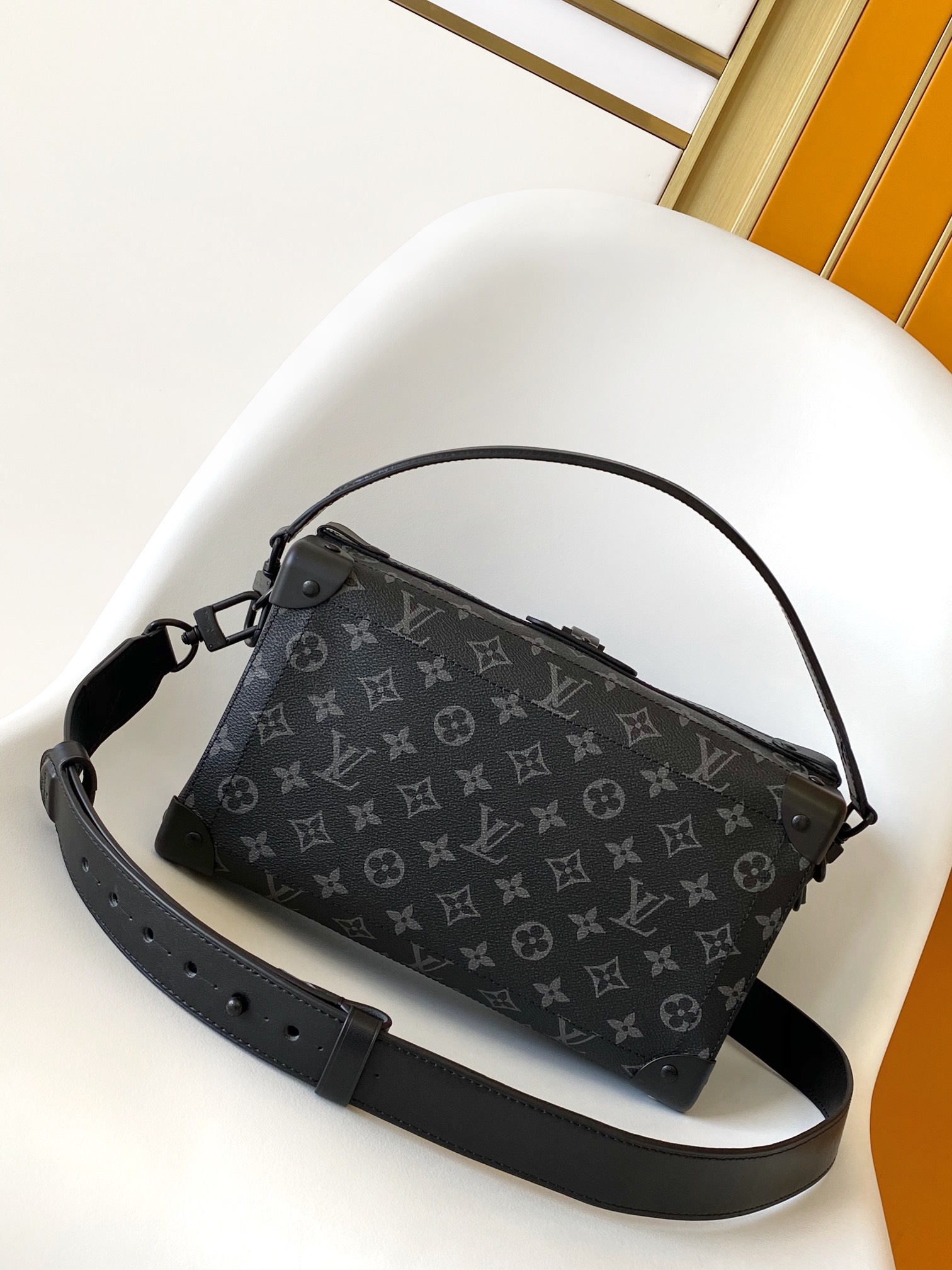 Louis Vuitton LV Soul Trunk East West Handbag M11744