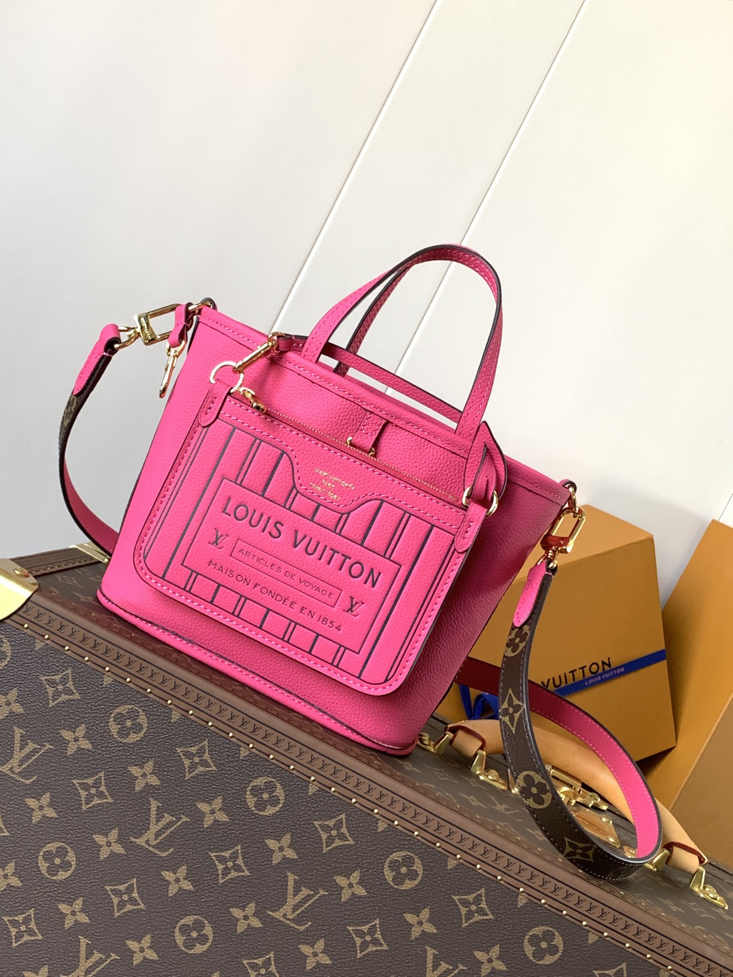 Louis Vuitton LV Neverfull Bandouli??re Inside Out BB Handbag M12106 rose pink