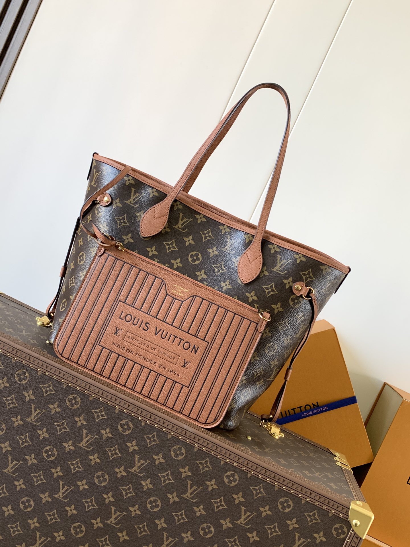 Louis Vuitton LV Neverfull Inside Out MM Handbag M12061