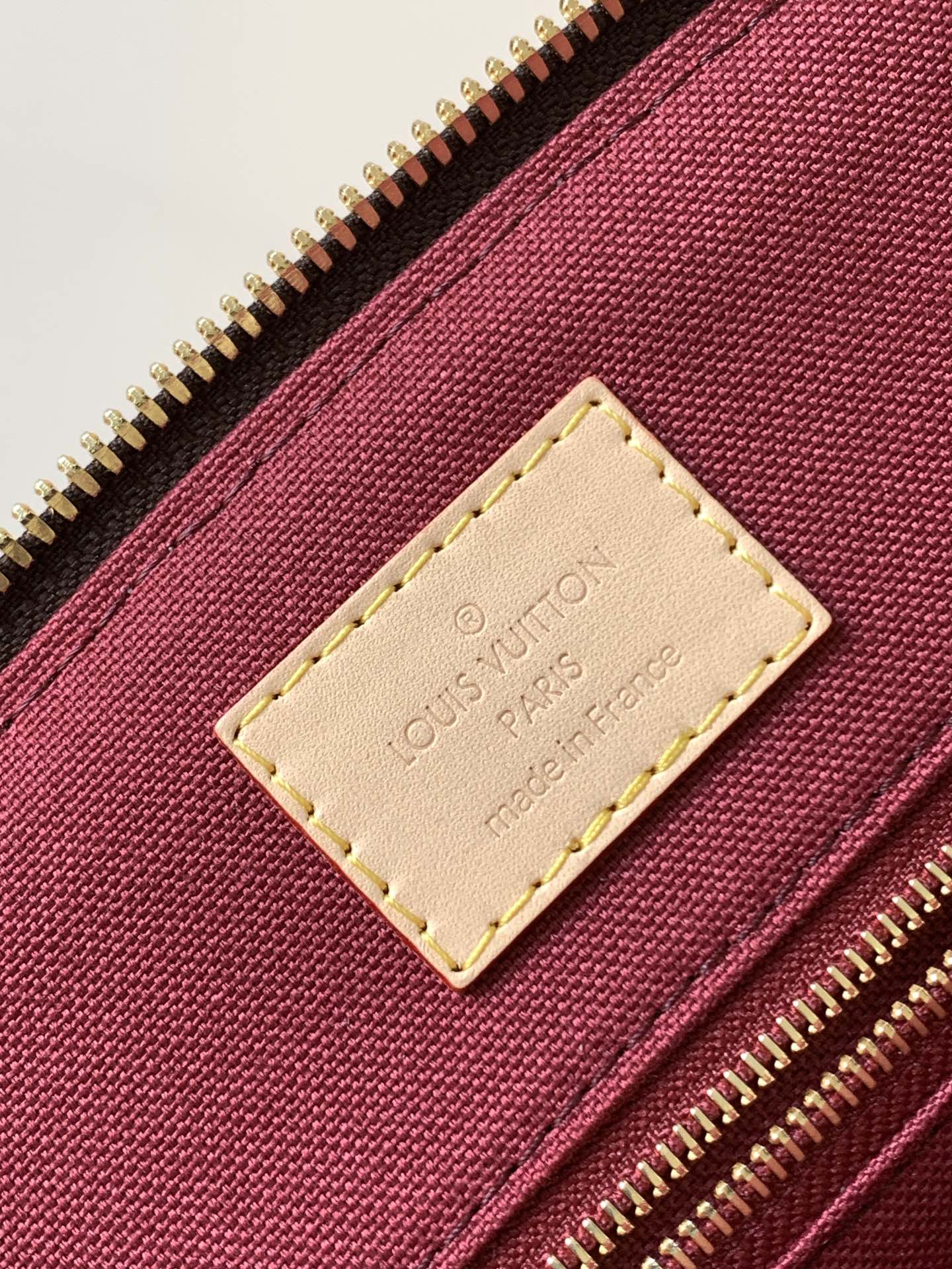 Louis Vuitton LV Grand Palais Handbag M45898