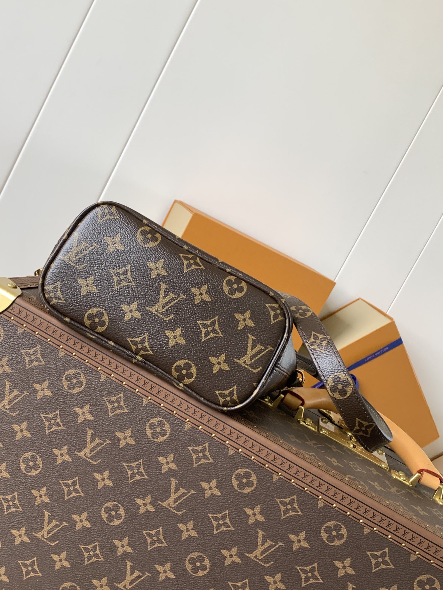 Louis Vuitton Neverfull Bandouli??re Inside Out BB Bag ?C Reversible Monogram Canvas and Grained Leather