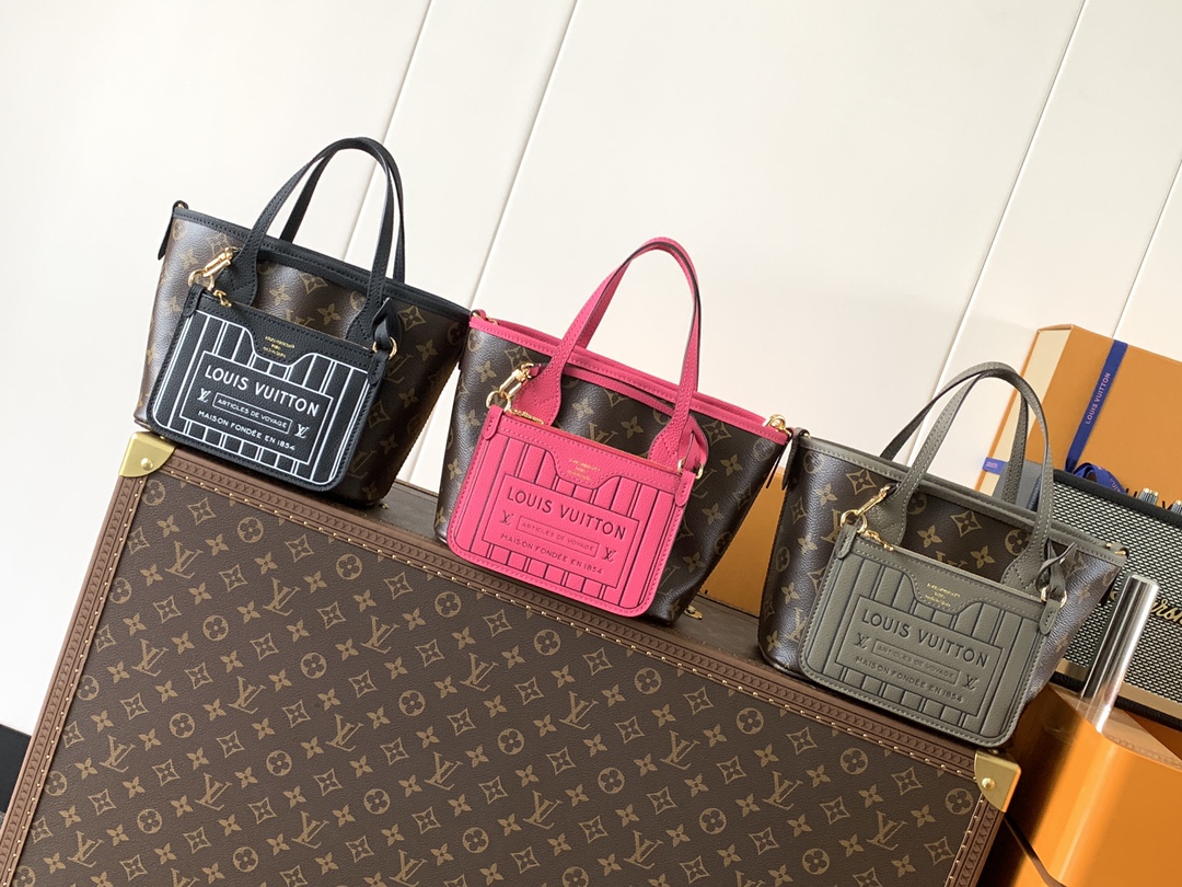 Louis Vuitton Neverfull Bandouli??re Inside Out BB Bag ?C Reversible Monogram Canvas and Grained Leather