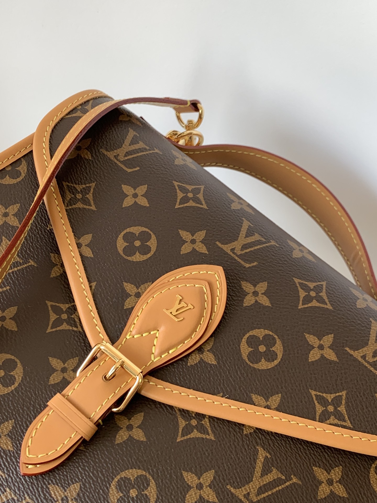 Louis Vuitton Ivy Bag M44919 ?C Vintage Style Monogram Canvas